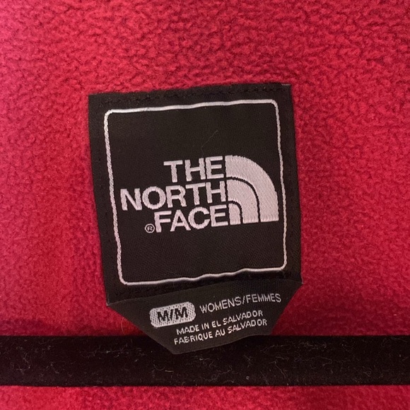 North Face Denali Jacket in Burgundy - Picture 3 of 4